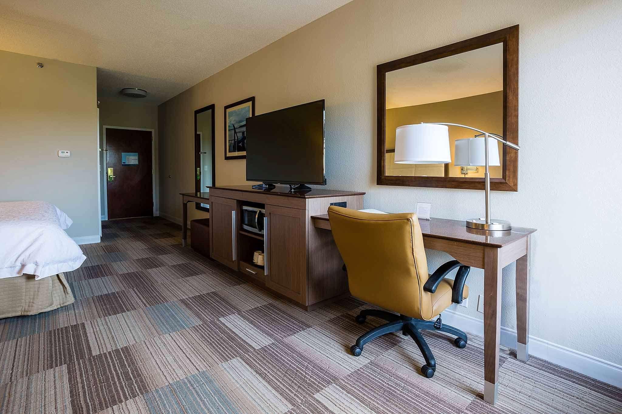 Hampton Inn Сомерсет Экстерьер фото