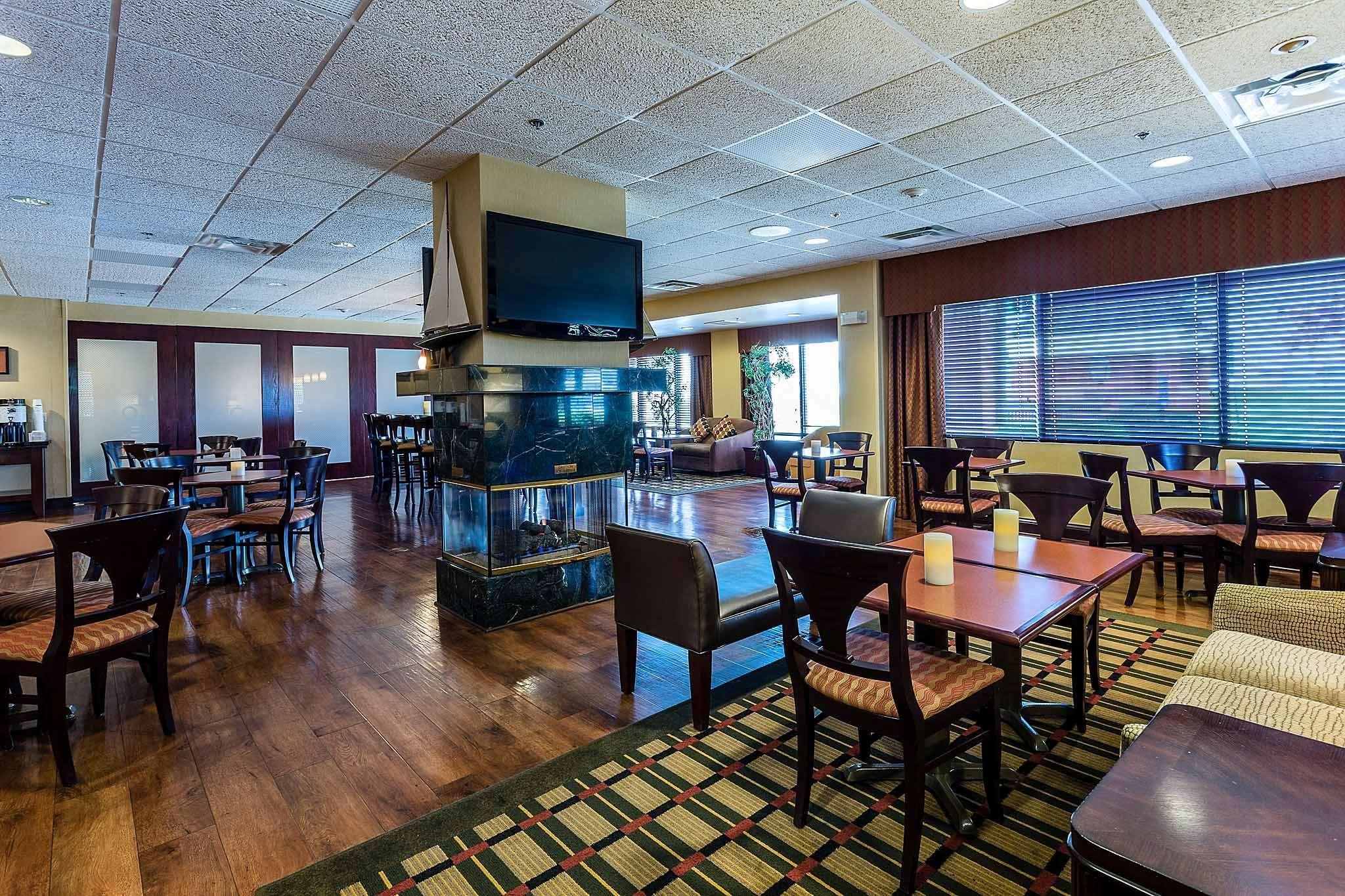 Hampton Inn Сомерсет Экстерьер фото