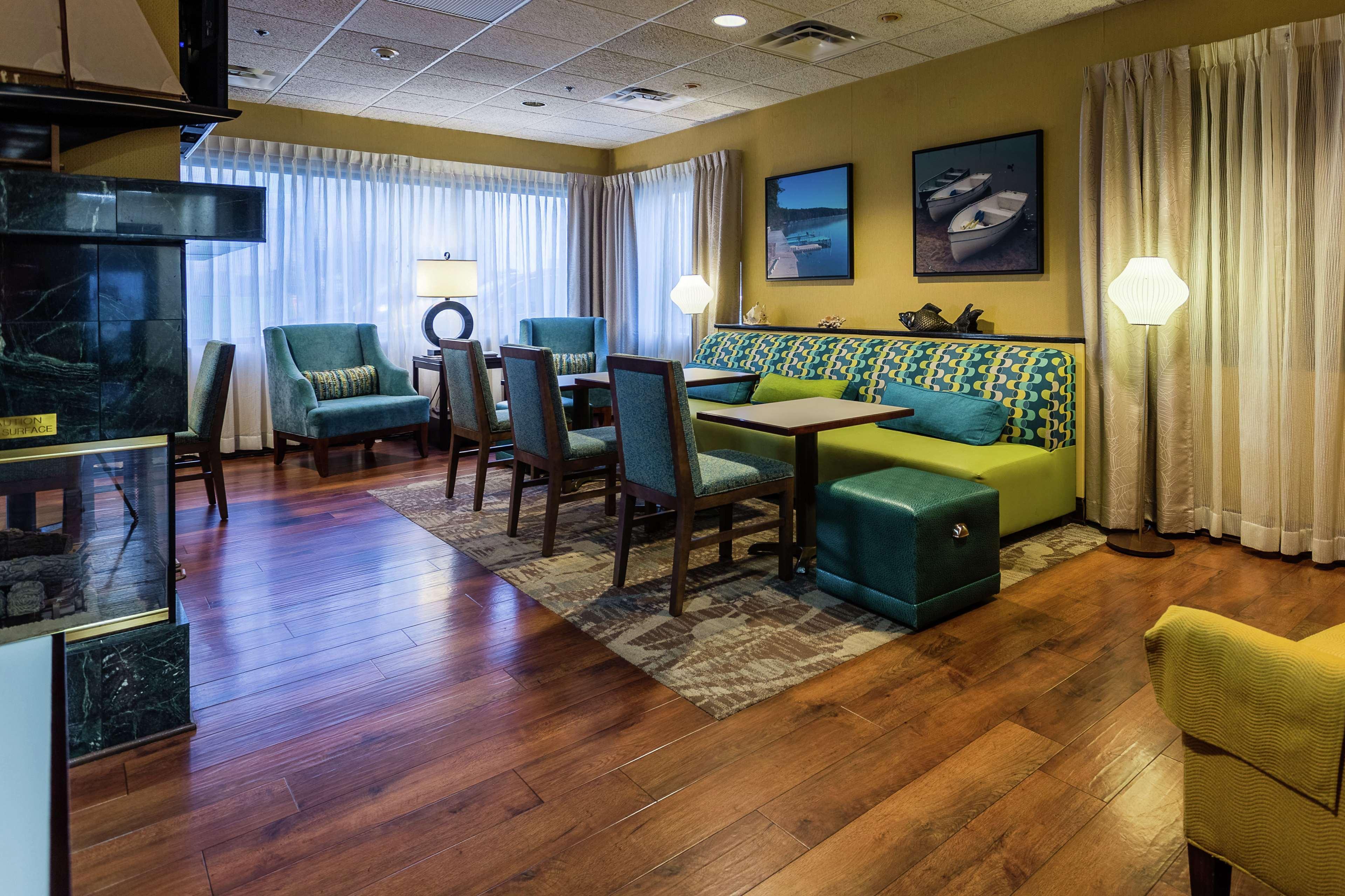 Hampton Inn Сомерсет Экстерьер фото