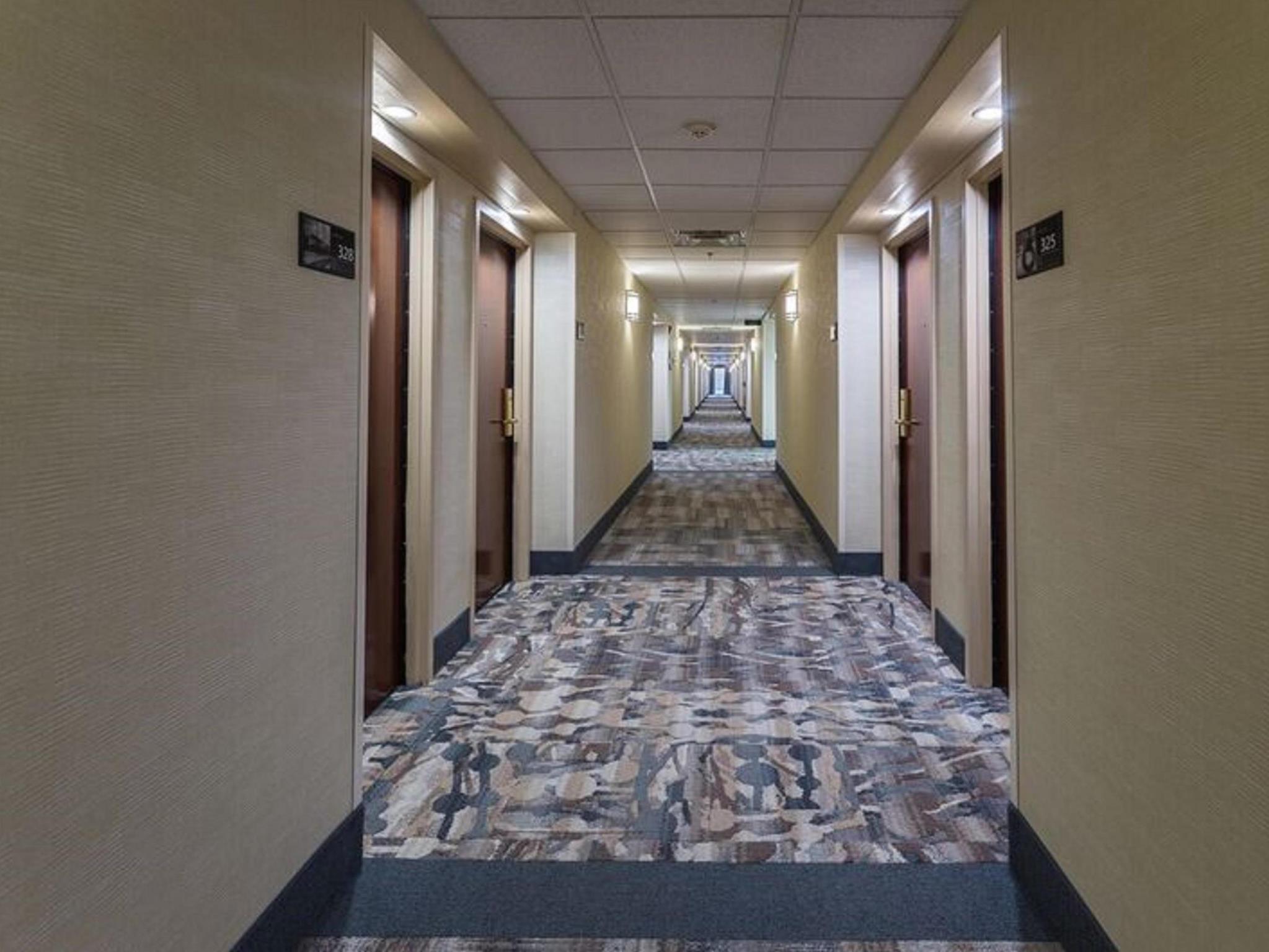 Hampton Inn Сомерсет Экстерьер фото