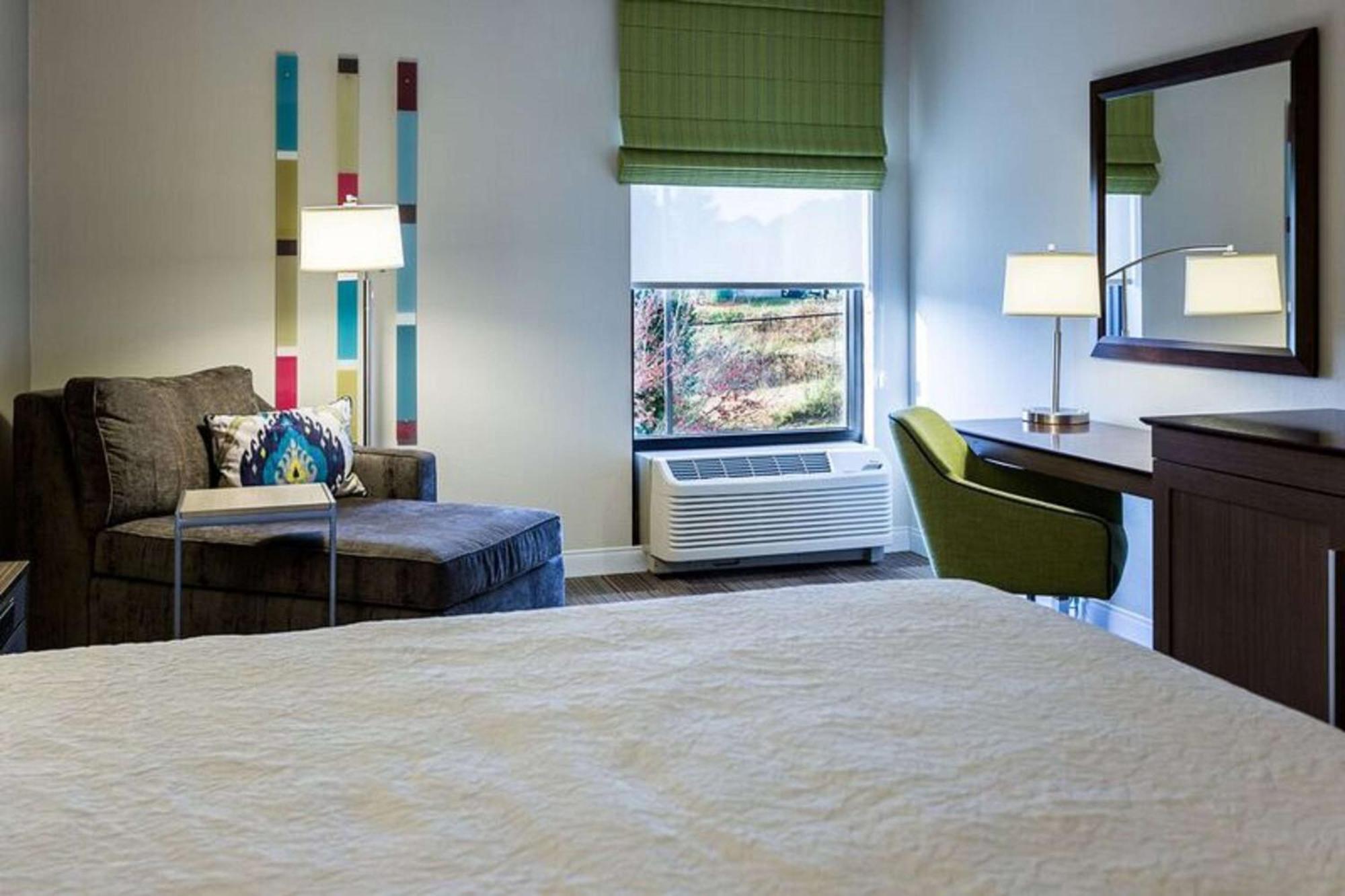 Hampton Inn Сомерсет Экстерьер фото
