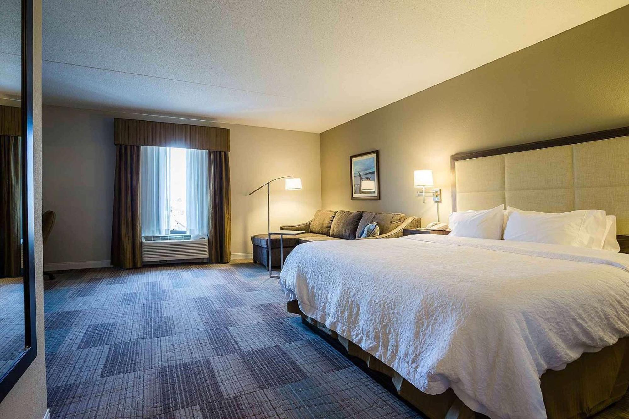 Hampton Inn Сомерсет Экстерьер фото