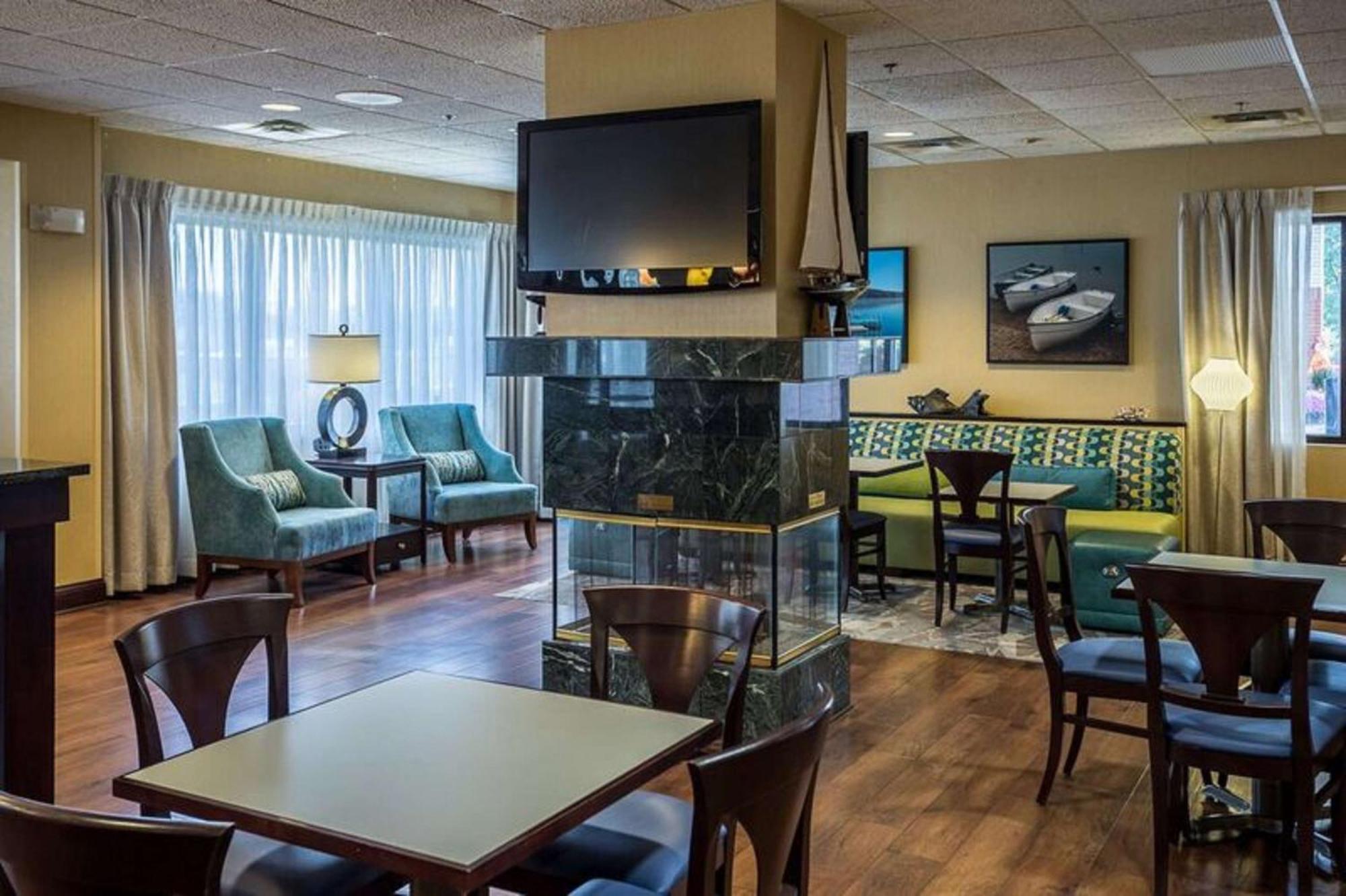 Hampton Inn Сомерсет Экстерьер фото