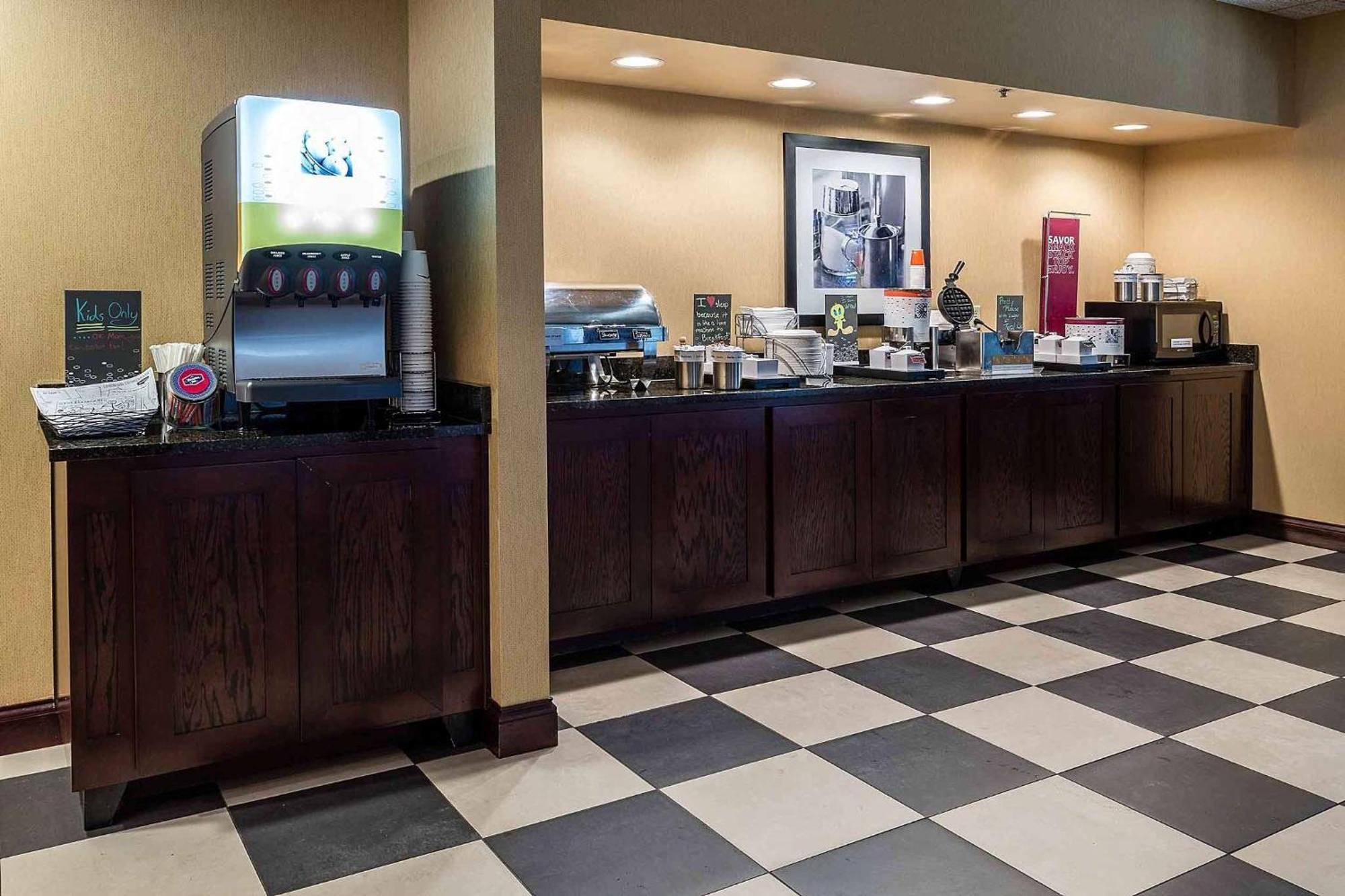 Hampton Inn Сомерсет Экстерьер фото